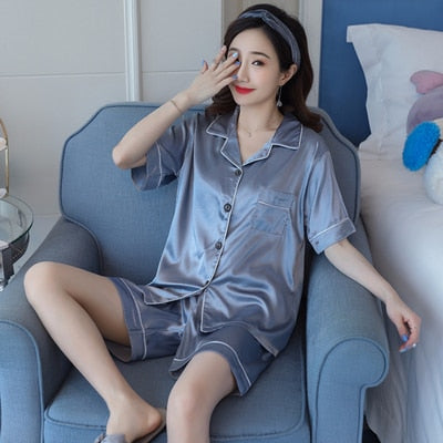 Pyjama en satin femme